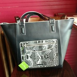Vera Bradly NWT Faux Leather Ella Tote